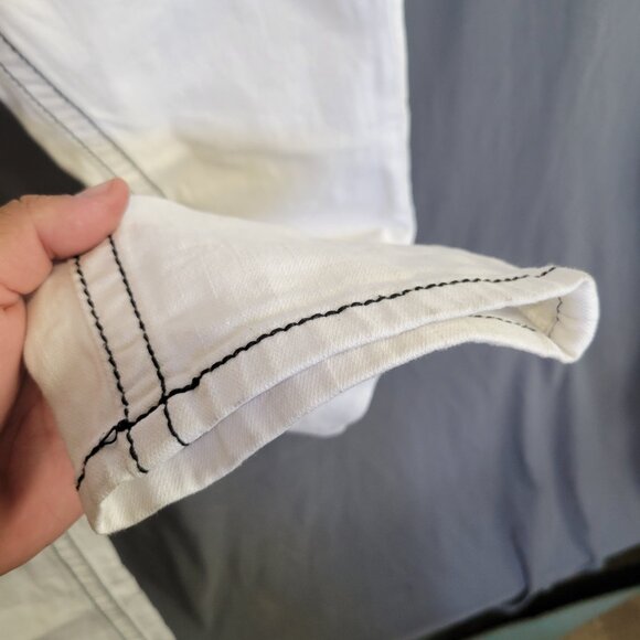 Miss Me Jeans Signature Cropped Size 28 White Black Stitching - Picture 3 of 12